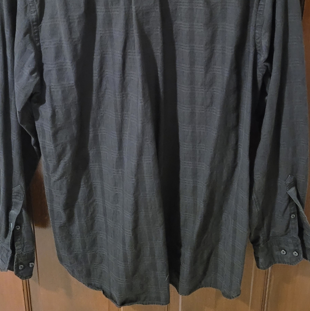 Navy textured l/s button down Tommy Hilfiger shirt mens size L! - Picture 3 of 6